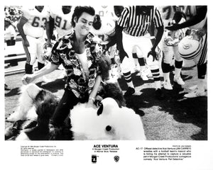 Ace Ventura (1994) Publicity Press Film Movie Still Photo - Framed