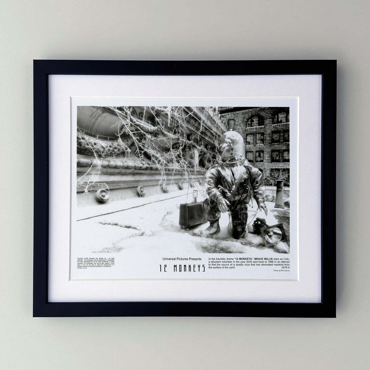 12 Monkeys 1995 Press Publicity Film Movie Still - Framed