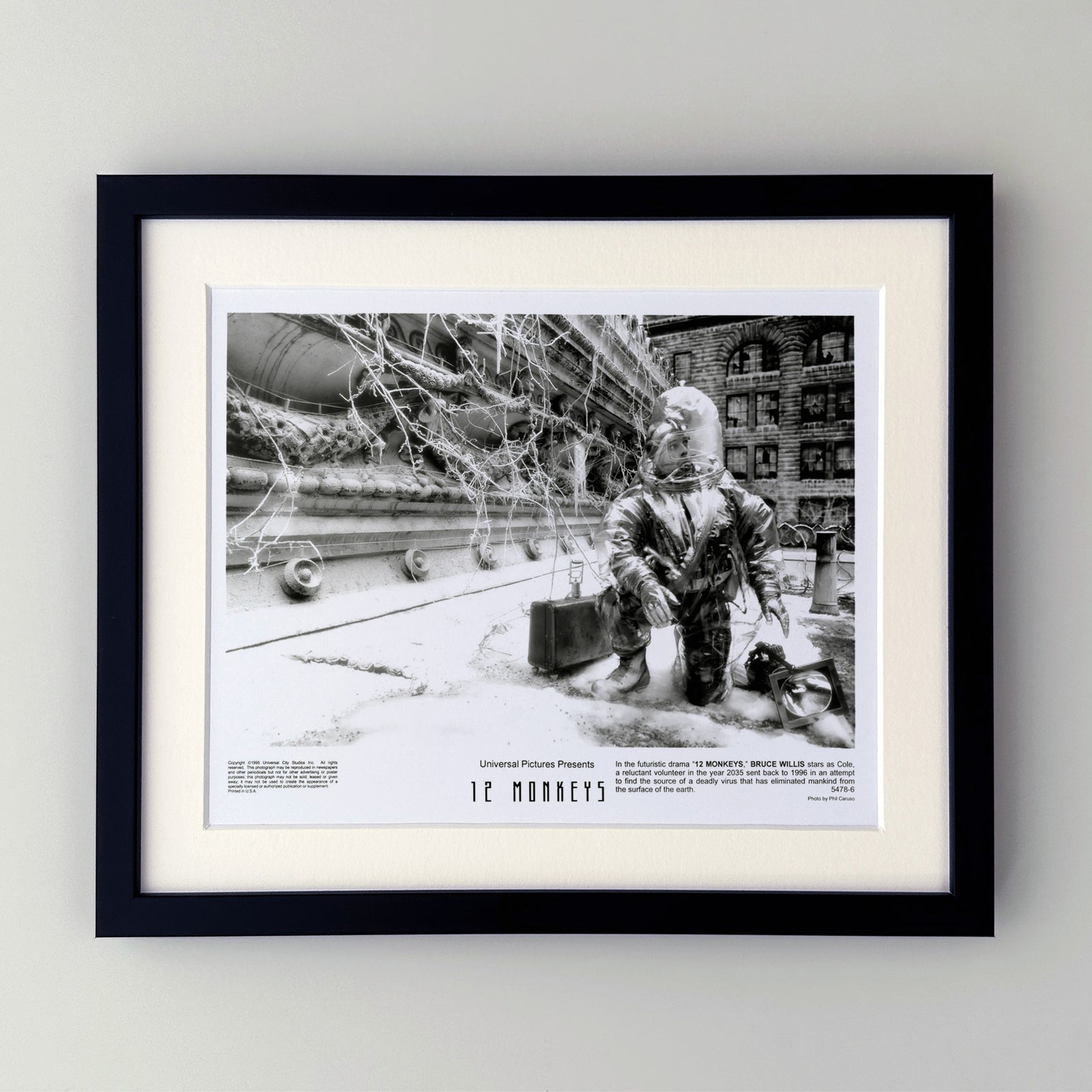 12 Monkeys 1995 Press Publicity Film Movie Still - Framed