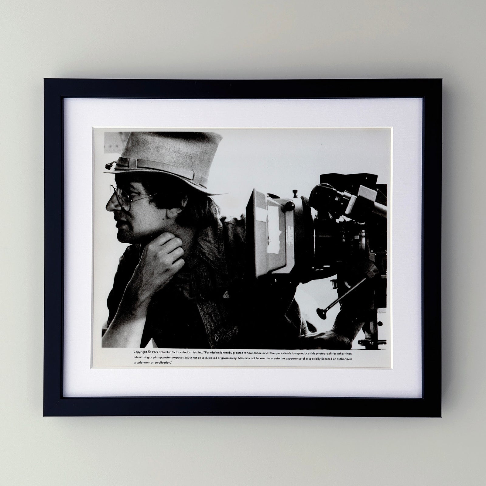 Close Encounters of the Third Kind (1977) Film Movie Press Publicity Still Framed