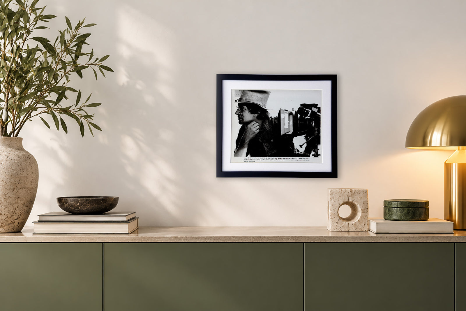 Close Encounters of the Third Kind (1977) Film Movie Press Publicity Still Framed