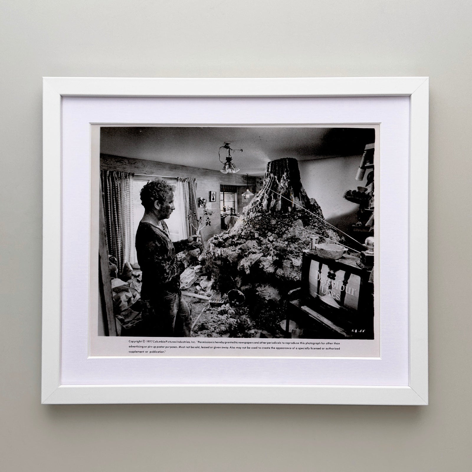 Close Encounters of the Third Kind (1977) Film Movie Press Publicity Still Framed