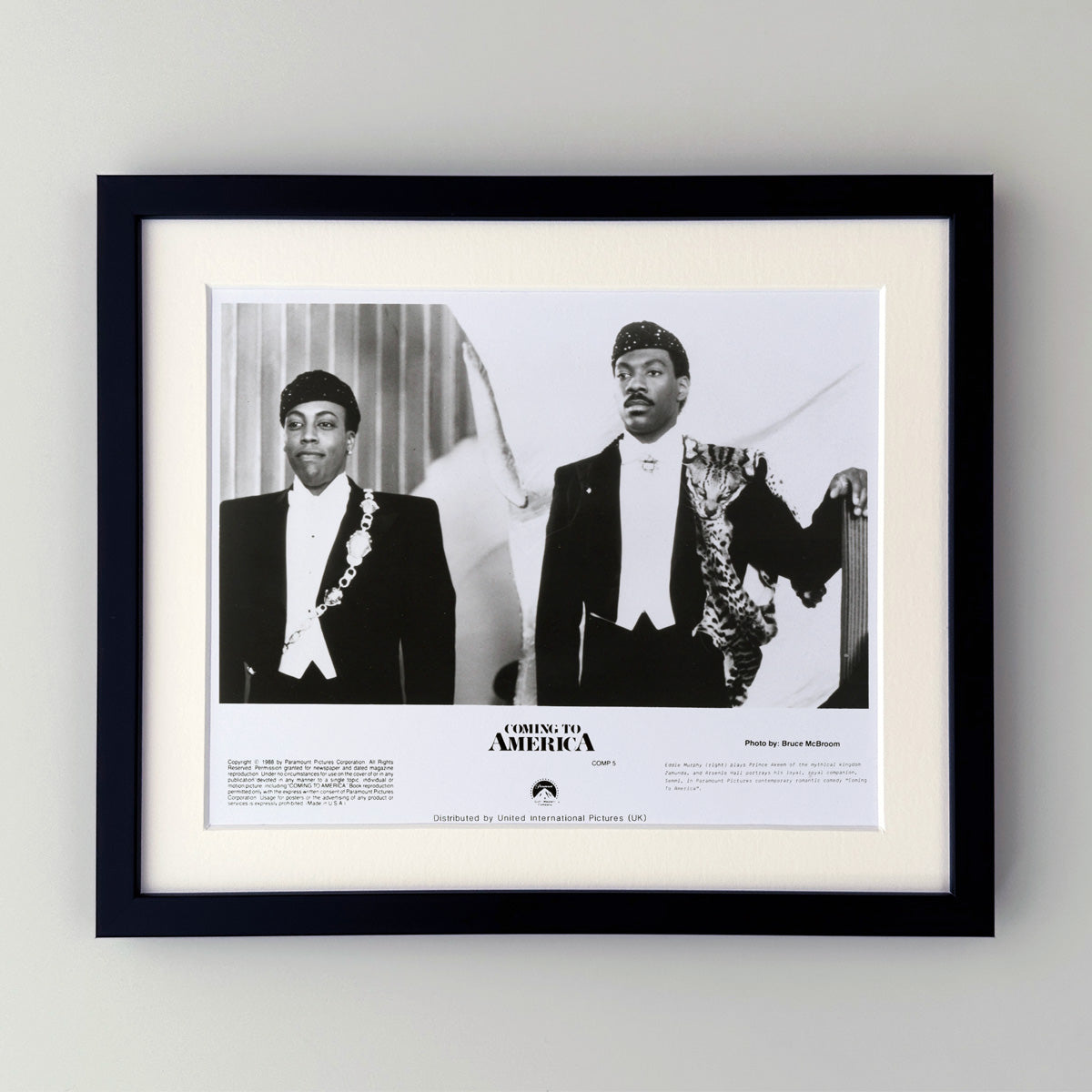 Coming to America (1988) Publicity Press Film Movie Still Photo - Framed